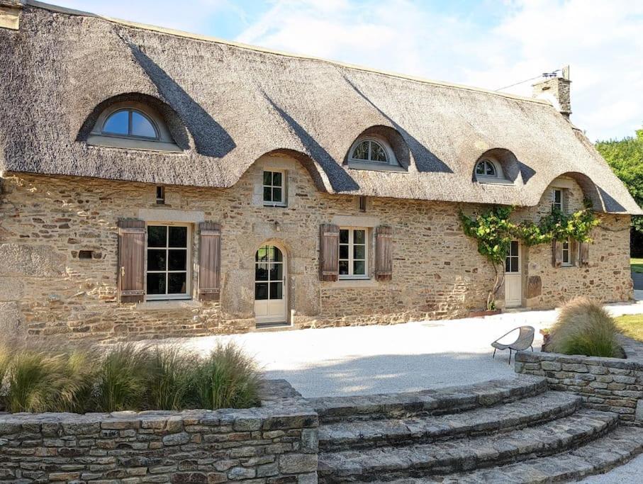 Maison Typique Bretonne Avec Toit De Chaume Camors 外观 照片